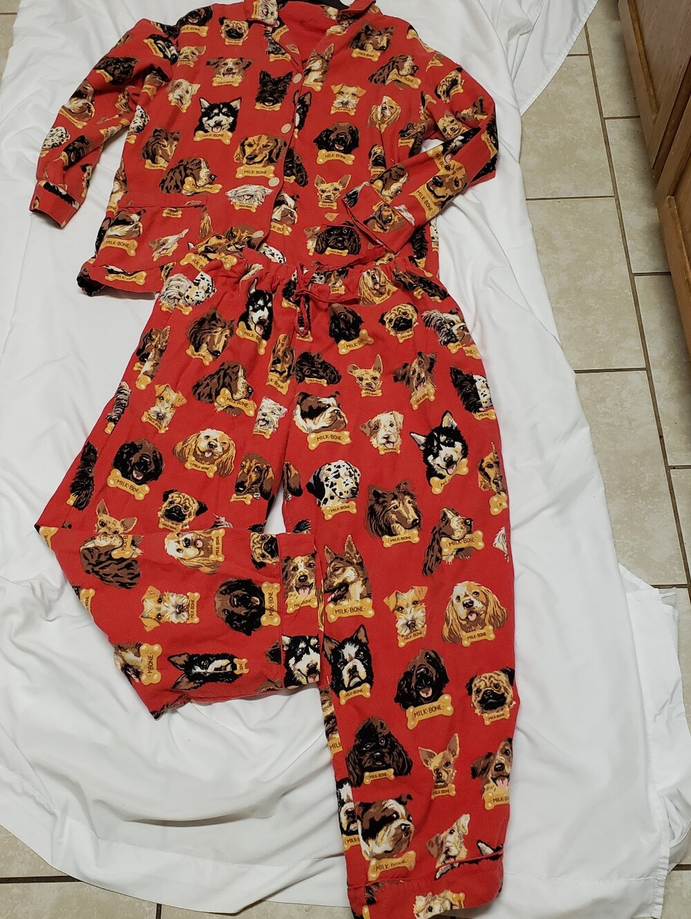 Nick&Nora Red Flannel Milk Bone Dog Novelty Pajamas Large - Picture 2 of 4